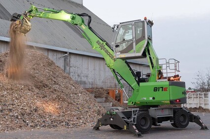 Csm-Sennebogen-Compact-Recycling-Material-Handler-817-5b49b8389f